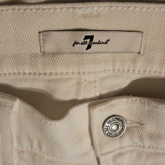 7 for all mankind Women's Size 26 White High-Rise Cropped Logan Cargo Jeans - Picture 5 of 7